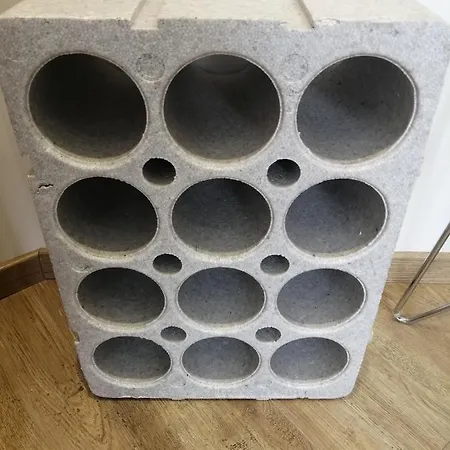 Des Roses - T2, 31m2, 1er Etage, Vue Jardin, 