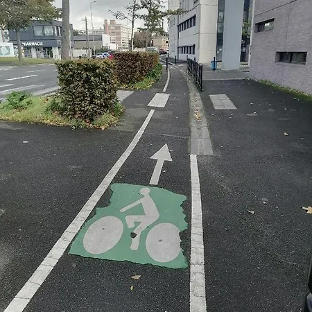 公寓 Des Roses - T2, 31m2, 1er Etage, Vue Jardin, 