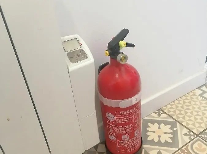 Апартаменты Des Roses - T2, 31m2, 1er Etage, Vue Jardin, 