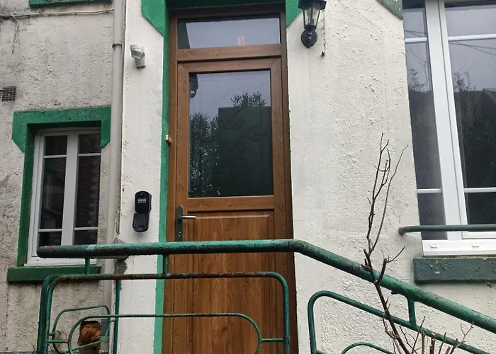 Des Roses - T2, 31m2, 1er Etage, Vue Jardin, 